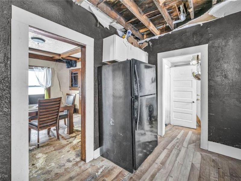 978 Delia Avenue, Akron, OH 44320 Photo 13