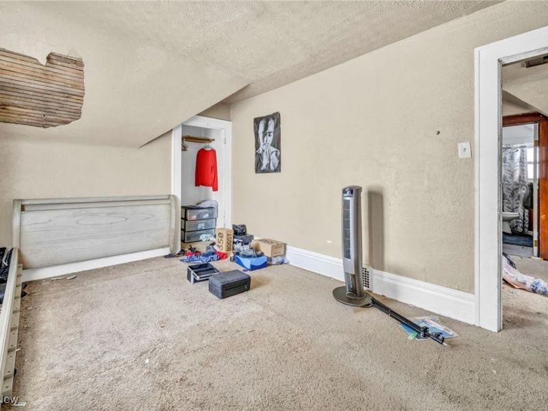 978 Delia Avenue, Akron, OH 44320 Photo 16