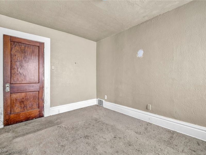 978 Delia Avenue, Akron, OH 44320 Photo 20