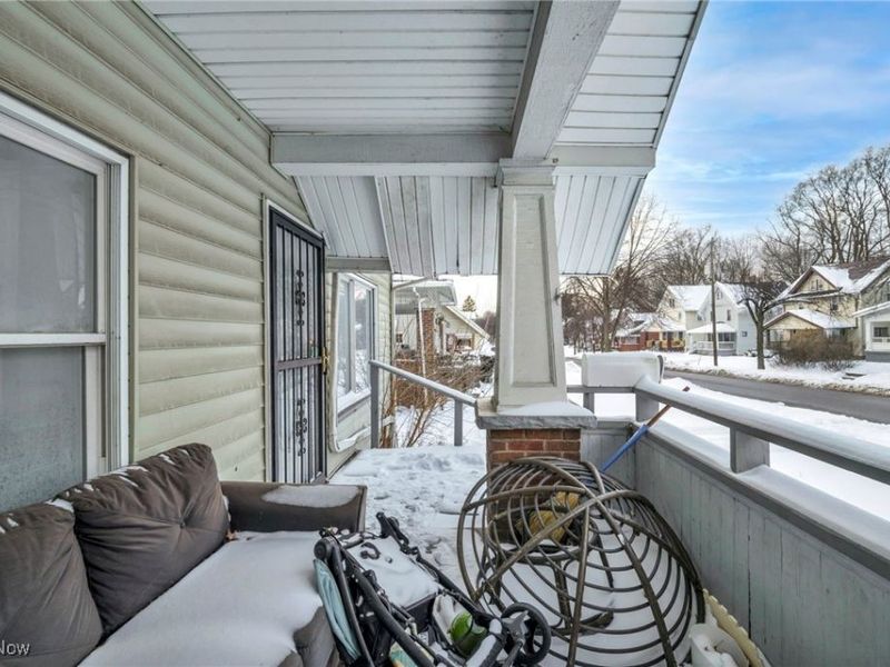 978 Delia Avenue, Akron, OH 44320 Photo 6