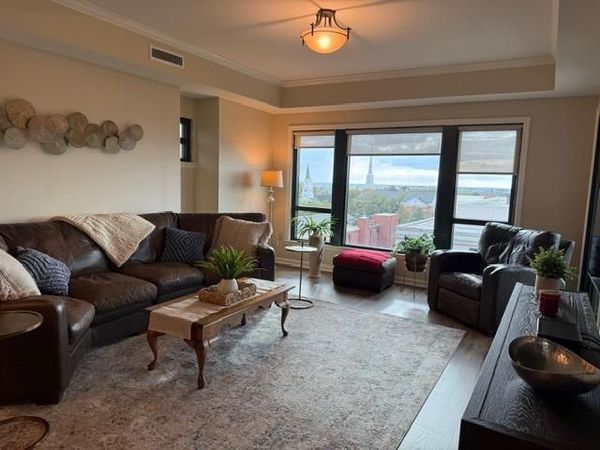 121 N Monroe Street, Unit 8007, Tallahassee, FL 32301