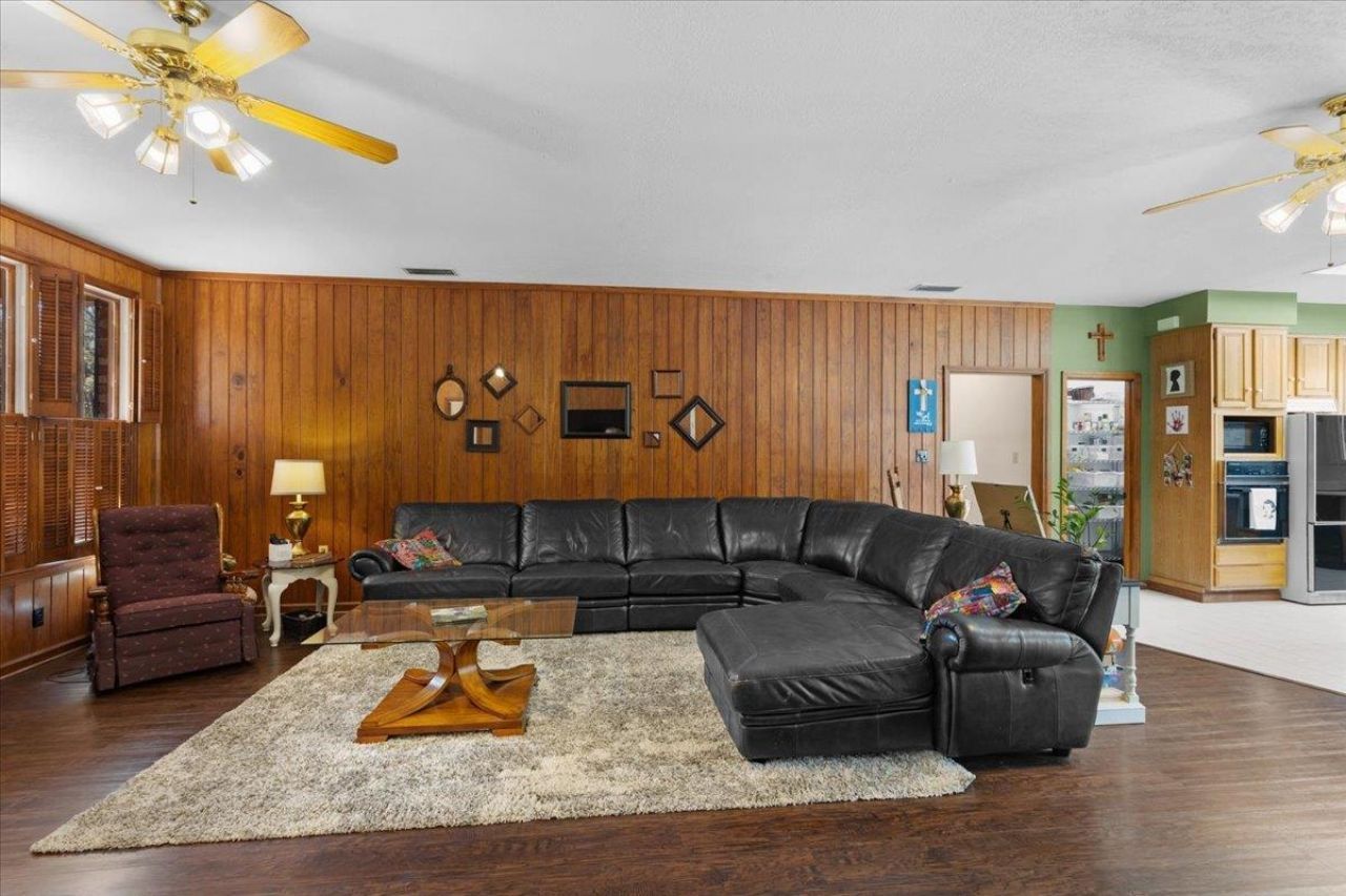 100 W Davis Walker Road, Perry, FL 32348 Photo