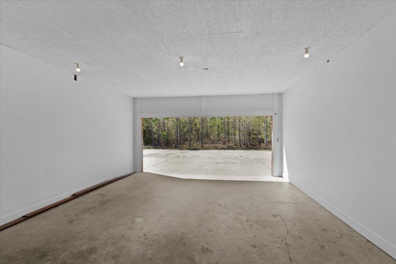 100 W Davis Walker Road, Perry, FL 32348 Photo