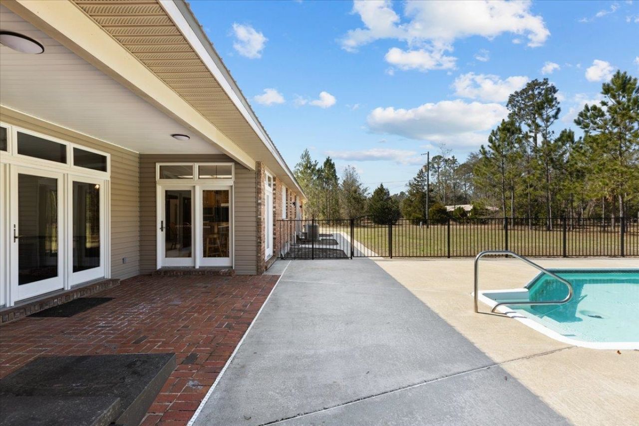 100 W Davis Walker Road, Perry, FL 32348 Photo