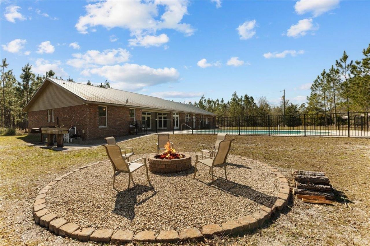 100 W Davis Walker Road, Perry, FL 32348 Photo