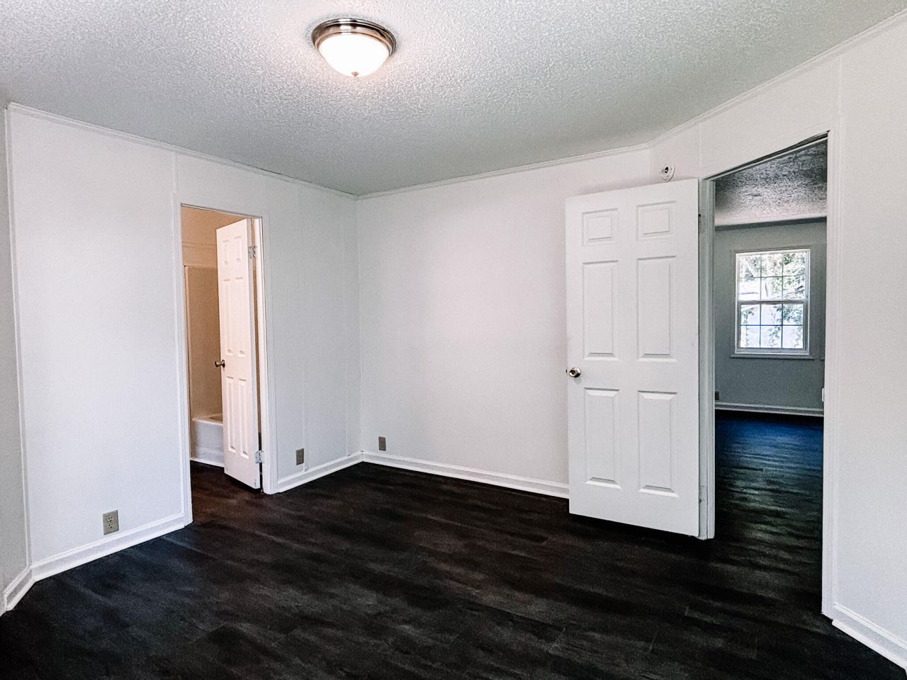 1030 Greenhill Road Photo 17