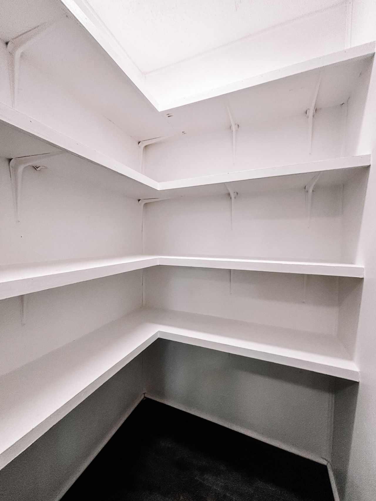 1030 Greenhill Road Photo 22