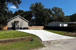 1030 Greenhill Road photo 4