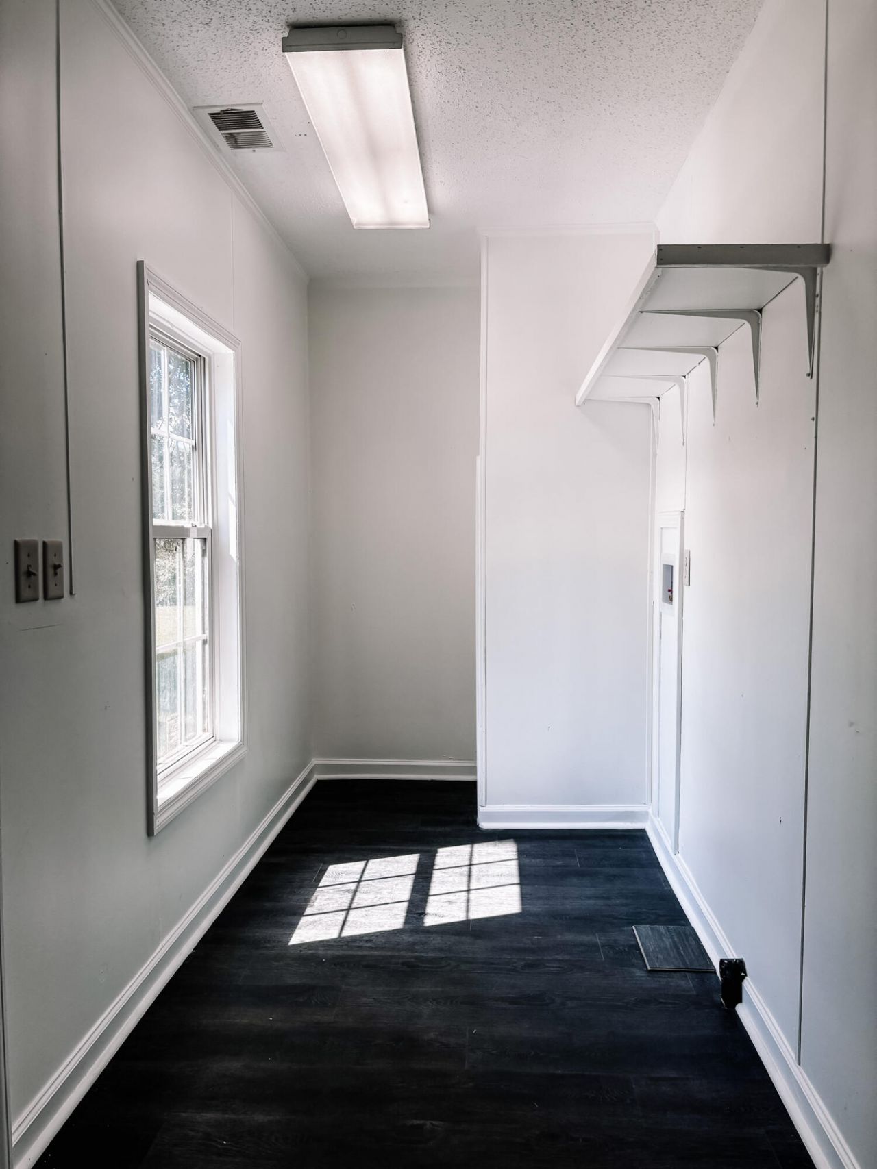 1030 Greenhill Road Photo 5