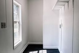 1030 Greenhill Road photo 4