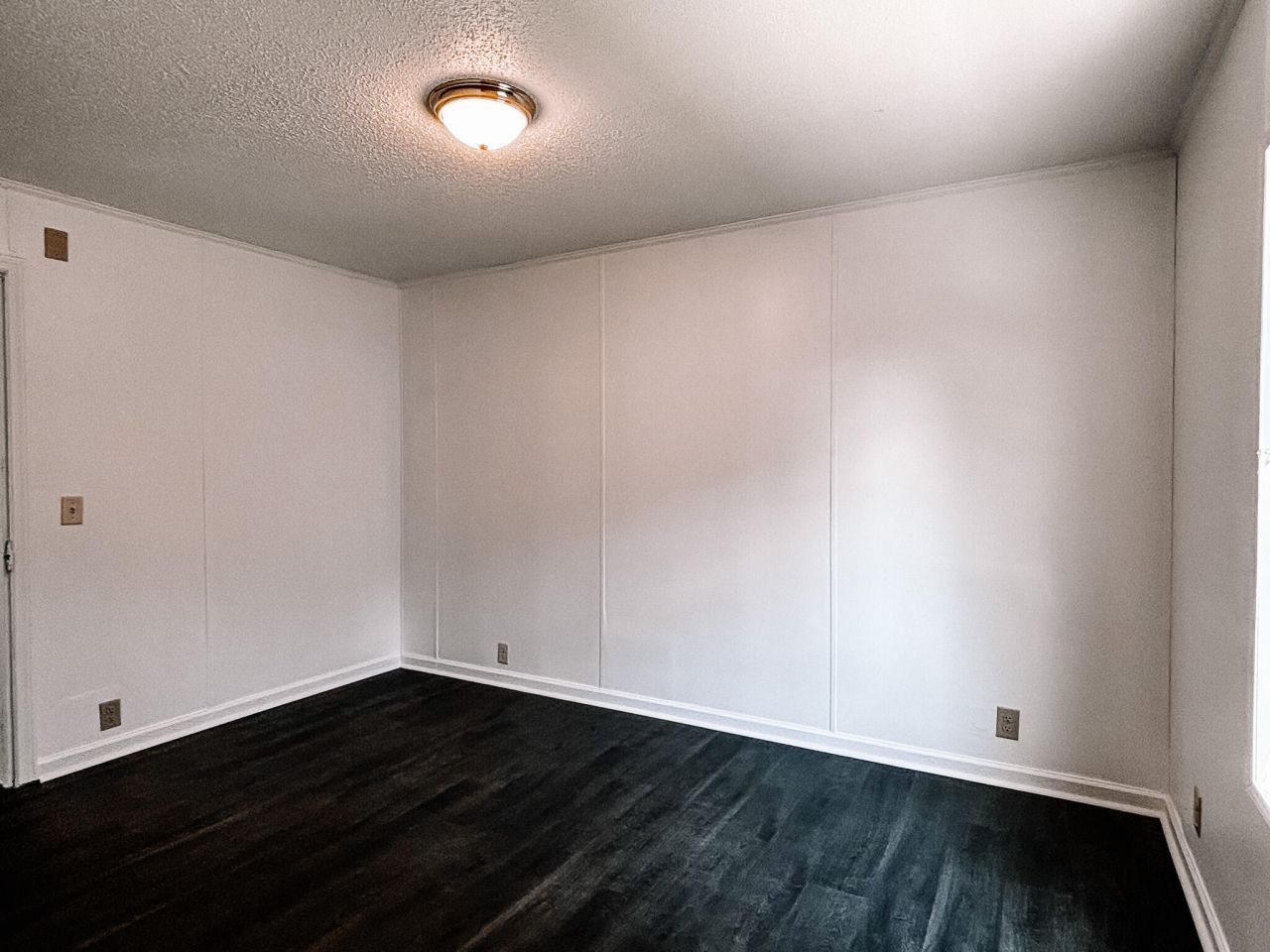 1030 Greenhill Road Photo 7