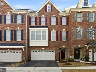 22597 WINDSOR LOCKS SQUARE, ASHBURN, VA 20148