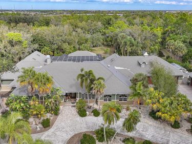 24646 TANGERINE AVENUE, PORT CHARLOTTE, FL 33980