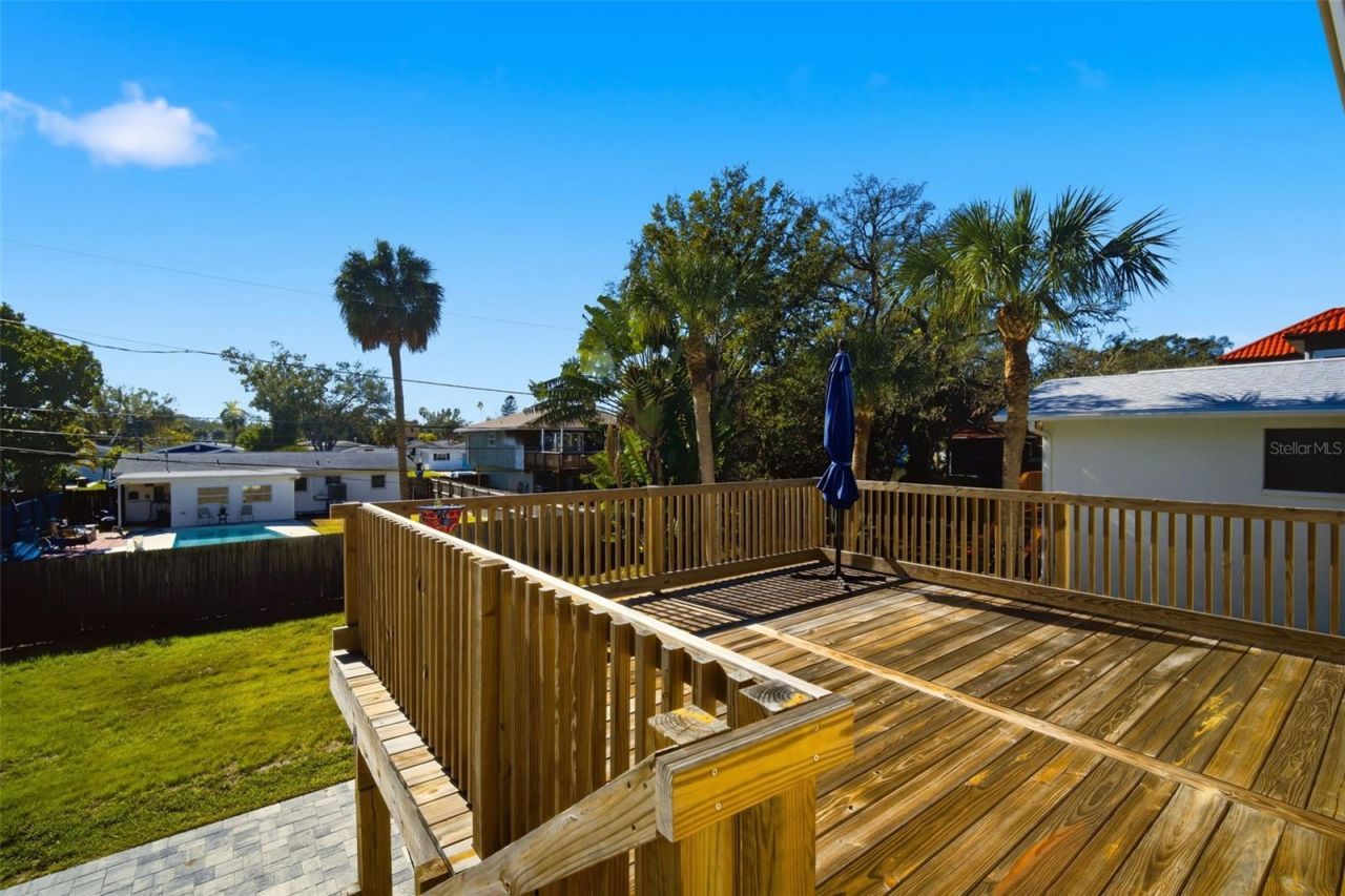 1826 Nebraska Avenue Ne, Saint Petersburg, FL 33703 Photo