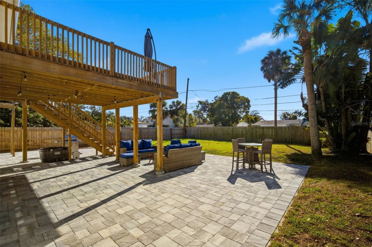 1826 Nebraska Avenue Ne, Saint Petersburg, FL 33703 Photo