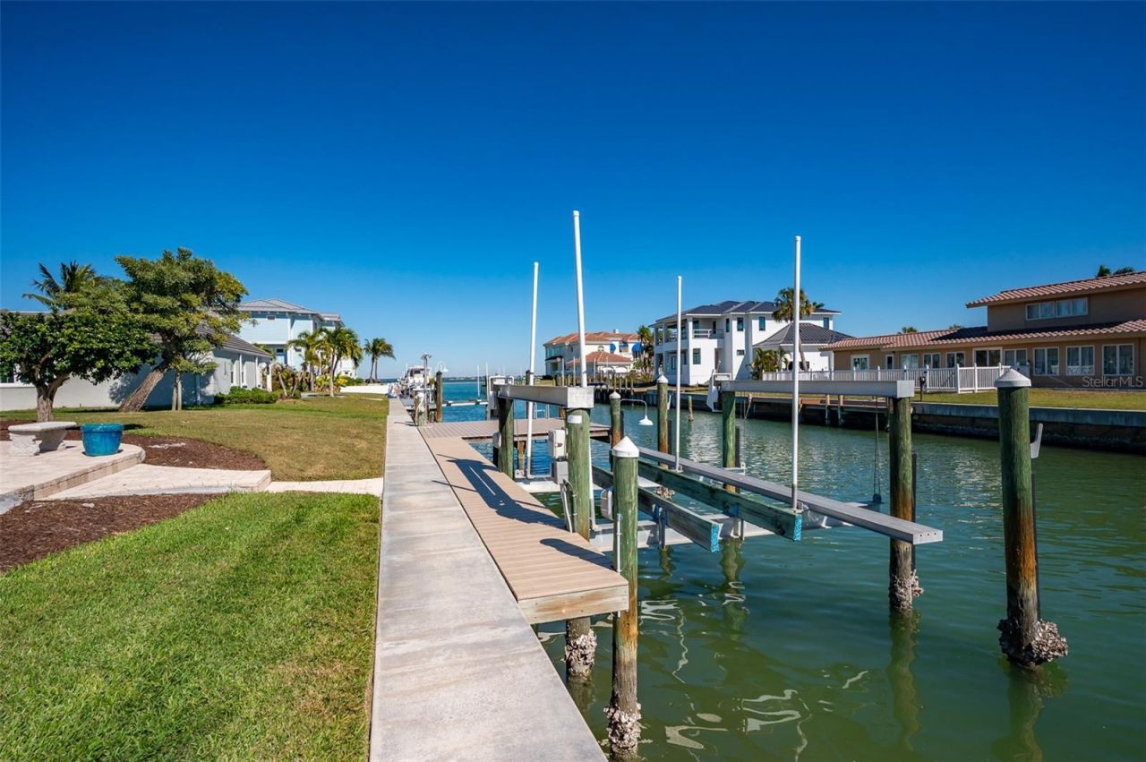 548 Gunwale Lane, Longboat Key, FL 34228 Photo