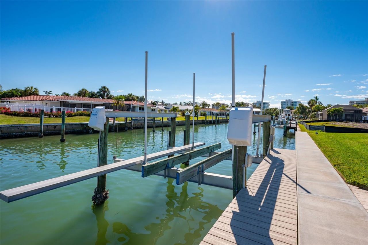 548 Gunwale Lane, Longboat Key, FL 34228 Photo