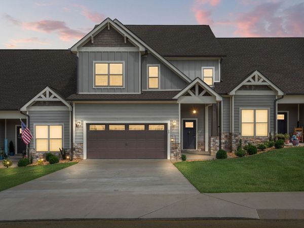 65 Campfire Ct, Winchester, TN 37398