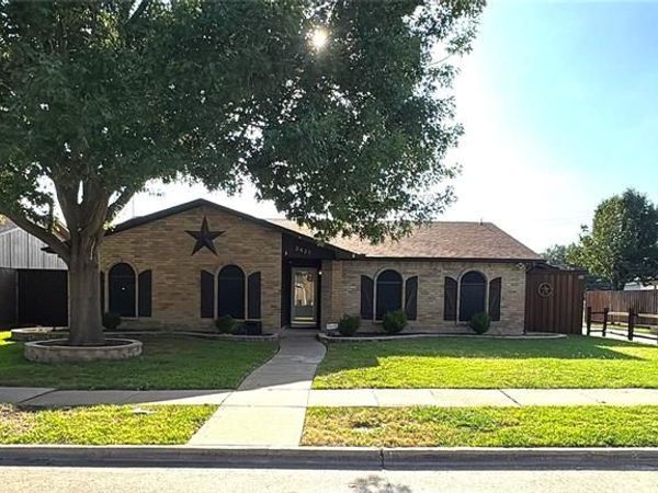 3437 Livingston Lane, Carrollton, TX 75007