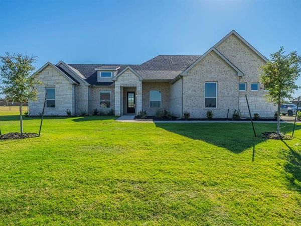 1305 Green Ridge Drive, Weatherford, TX 76085