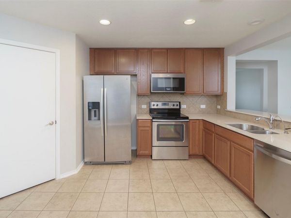 11221 Kirkland Hill PATH, Austin, TX 78754
