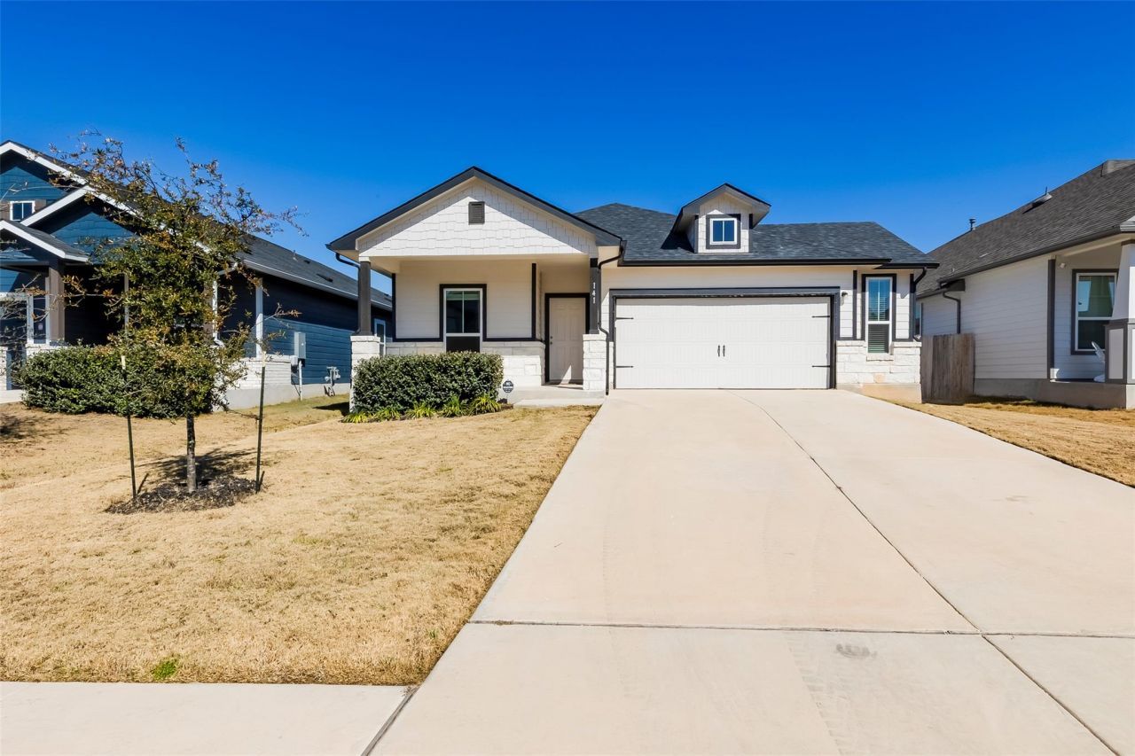 141 Yellowstone Dr, Kyle, TX 78640 Main Photo