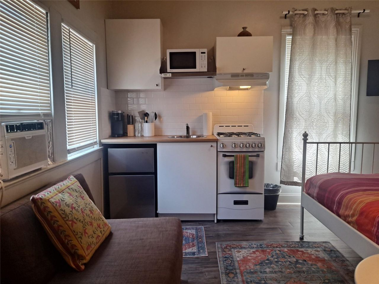 1906 San Gabriel St, Unit 9, Austin, TX 78705 Main Photo