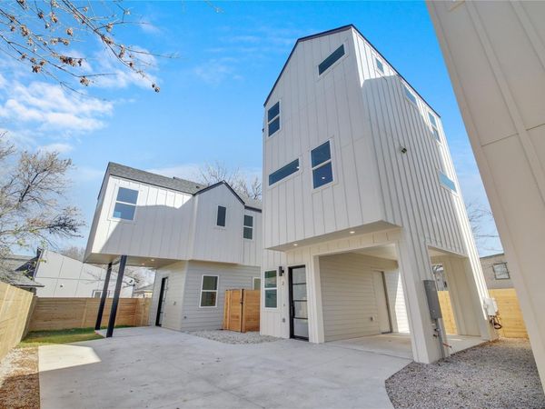 6802 Montana ST, Unit 2, Austin, TX 78741