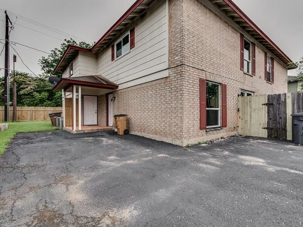 2611 Ektom DR, Unit B, Austin, TX 78745