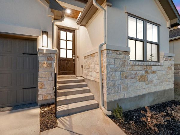 418 Raleigh DR, Georgetown, TX 78633