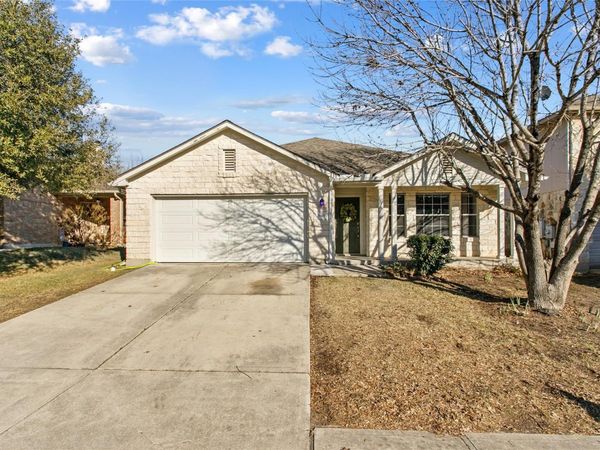 9401 Pioneer Forest DR, Austin, TX 78744