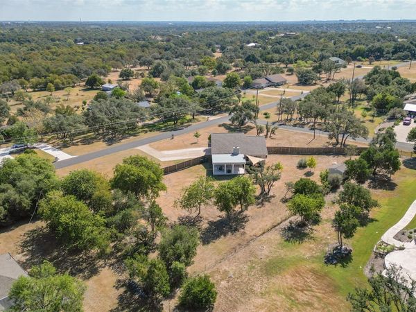 1910 Walsh DR, Round Rock, TX 78681