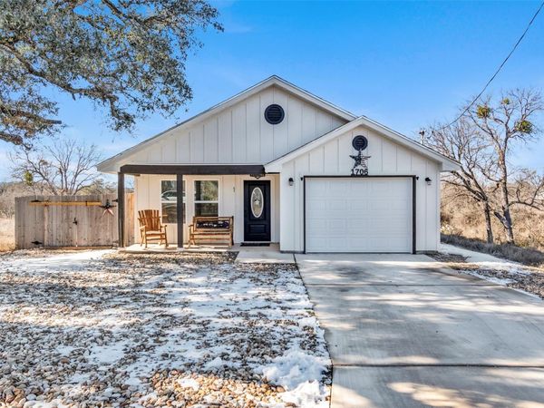 1706 Redwood DR, Granite Shoals, TX 78654