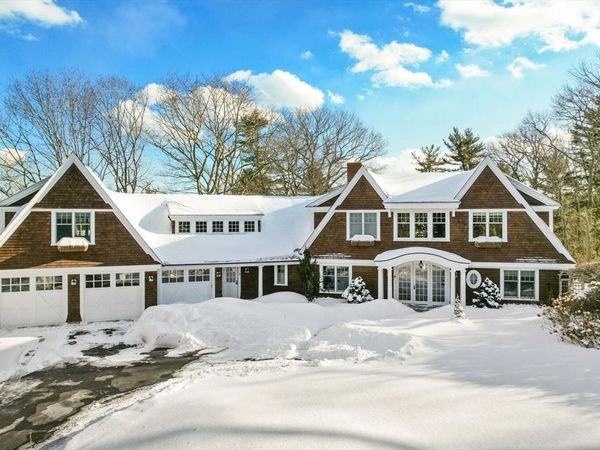 37 Forster, Manchester, MA 01944