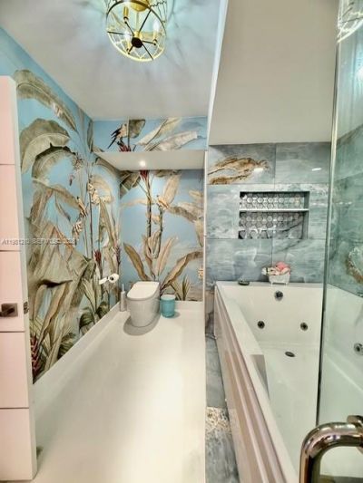 6365 Collins Ave, Unit 3102, Miami Beach, FL 33141 Photo