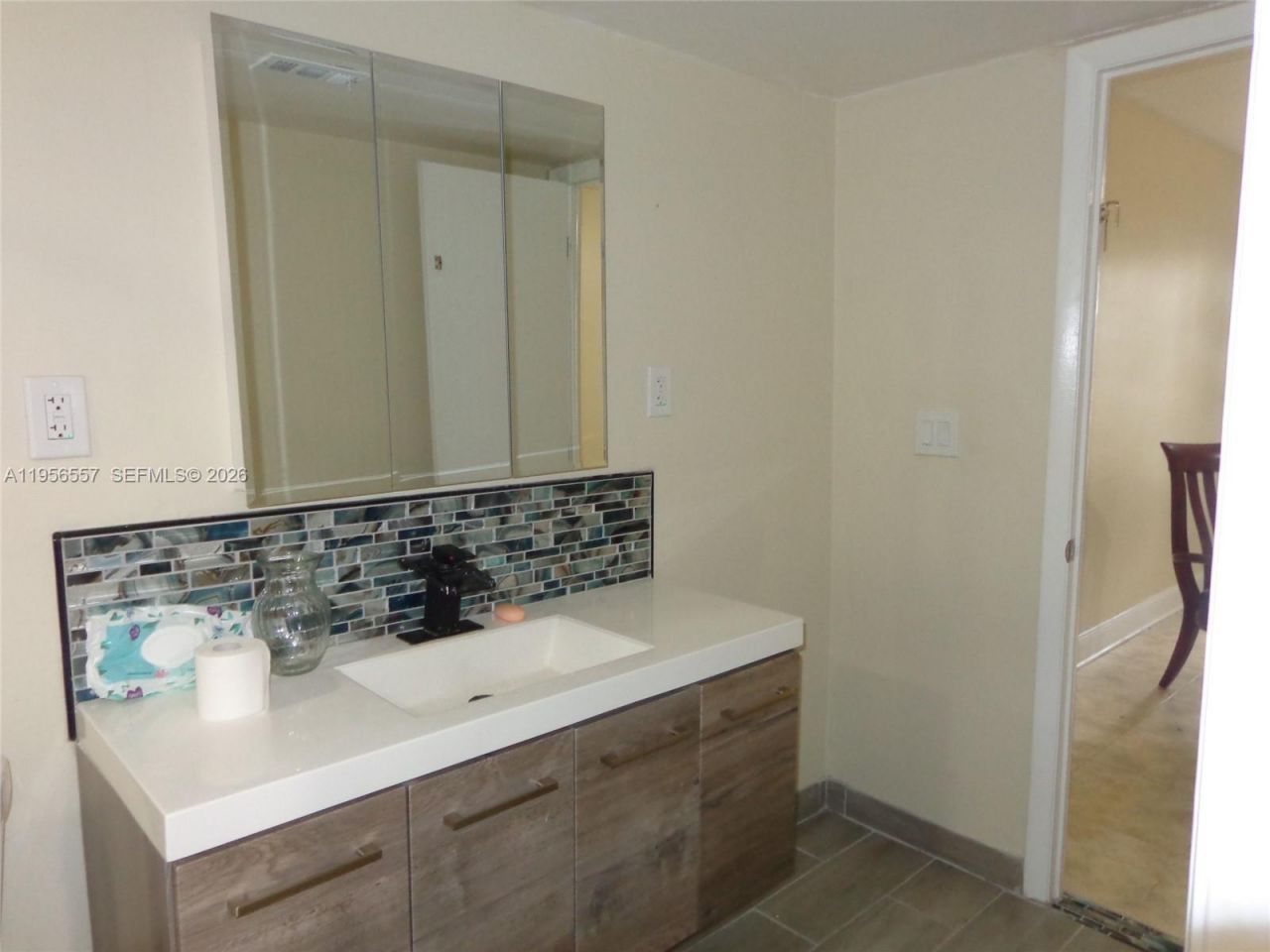 4172 Inverrary Dr, Unit 110, Lauderhill, FL 33319 Photo