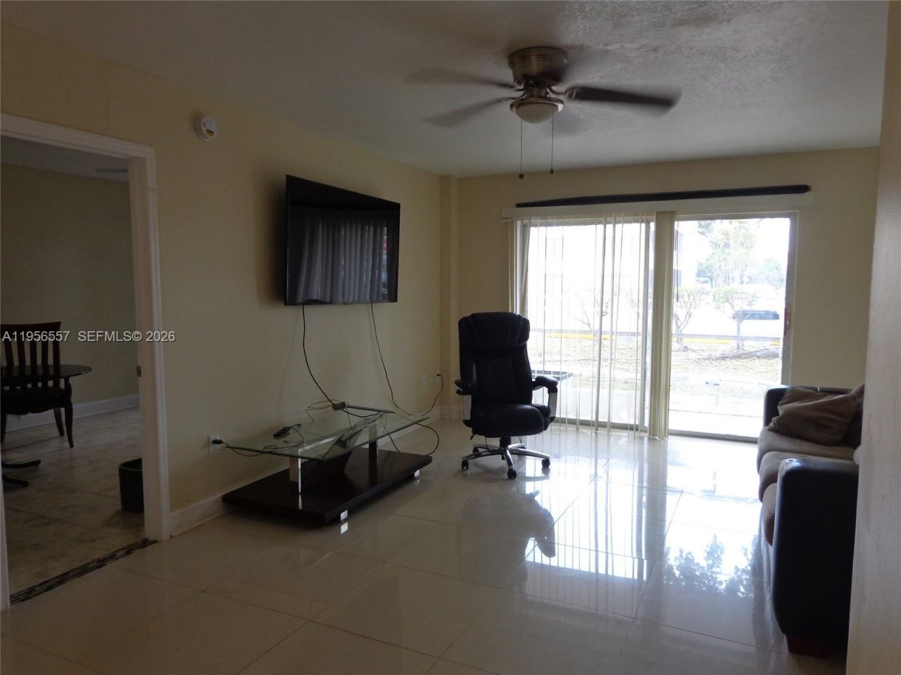 4172 Inverrary Dr, Unit 110, Lauderhill, FL 33319 Photo