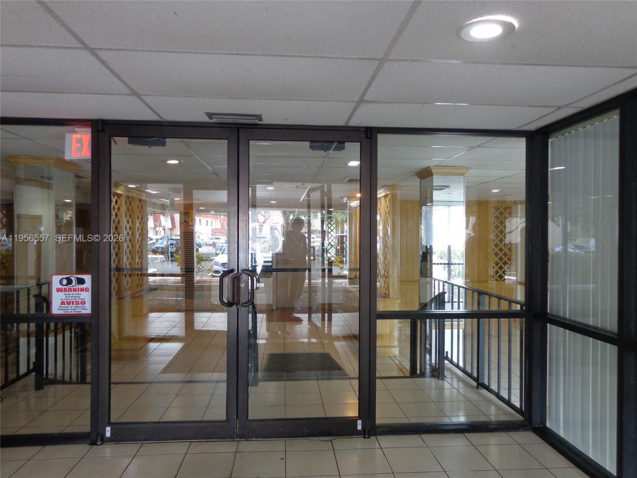 4172 Inverrary Dr, Unit 110, Lauderhill, FL 33319 Photo