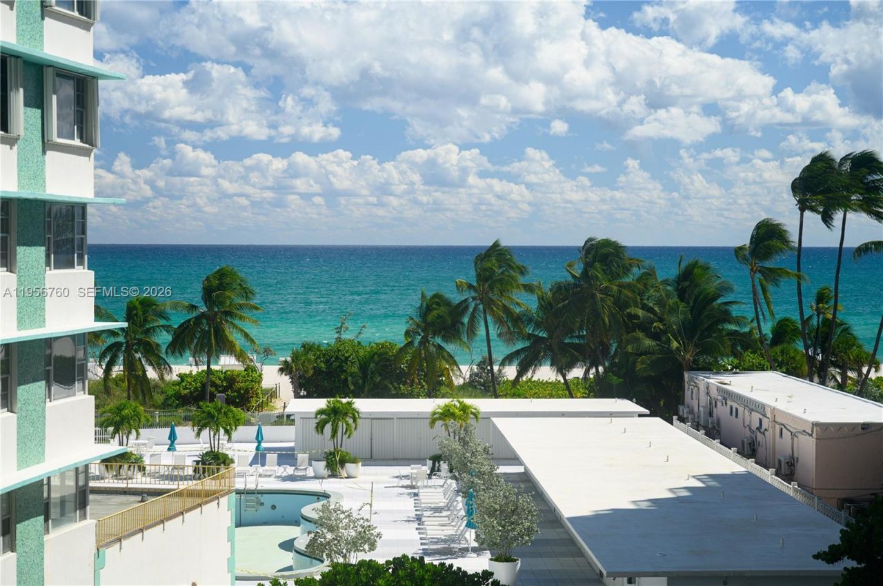 5255 Collins Ave, Unit 4A, Miami Beach, FL 33140 Photo