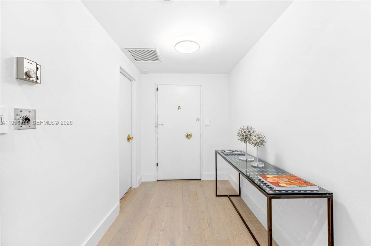 5255 Collins Ave, Unit 4A, Miami Beach, FL 33140 Photo