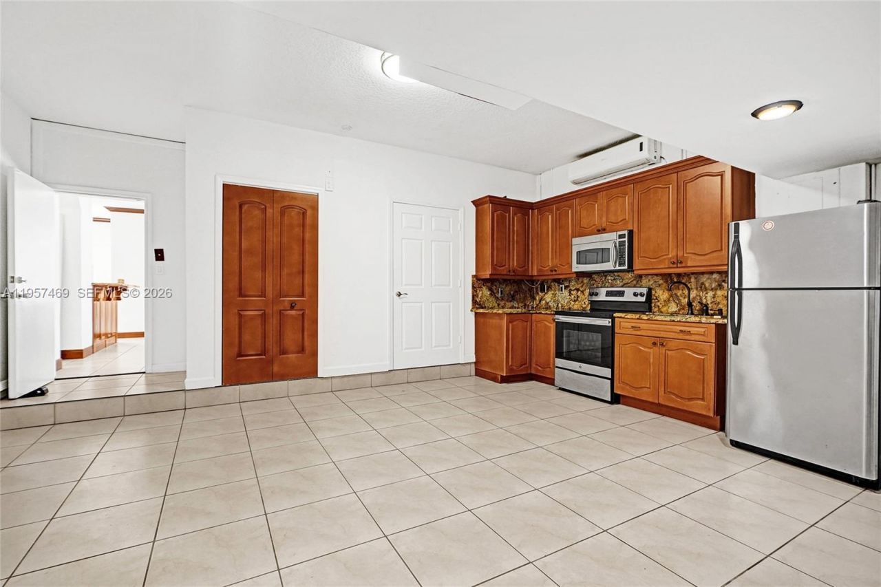 876 SW 155th Ct , Miami, FL 33194 Photo