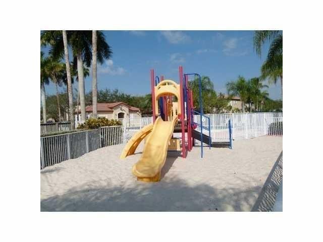 16150 Emerald Cove Road, Unit 16150, Weston, FL 33331 Photo