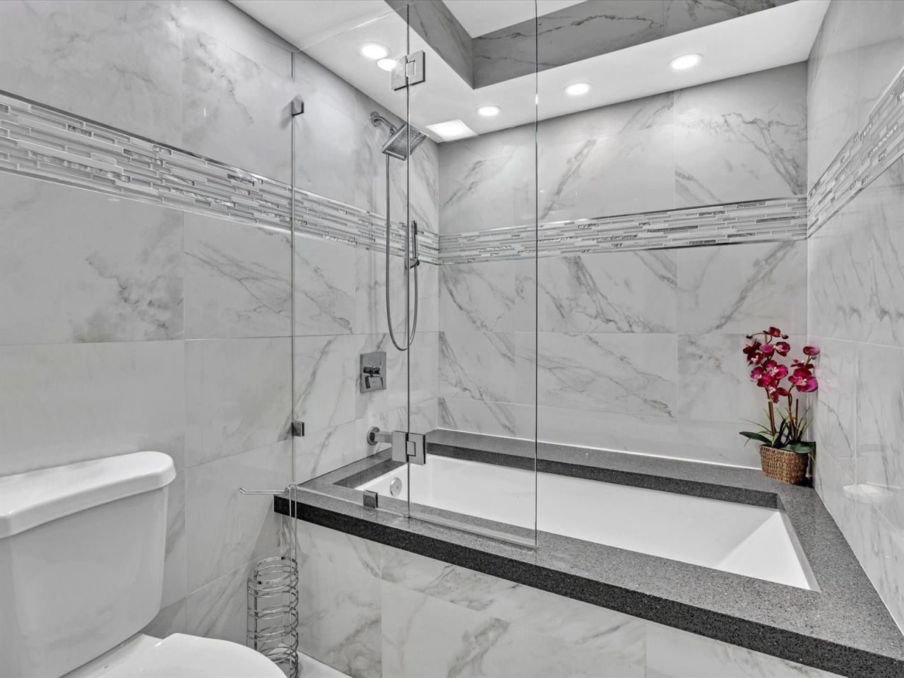 1150 Hillsboro Mile, Unit 408, Hillsboro Beach, FL 33062 Photo