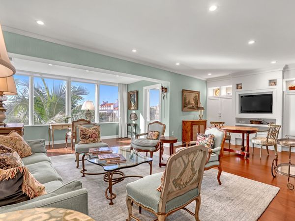 44 Cocoanut Row, Unit 302 B, Palm Beach, FL 33480