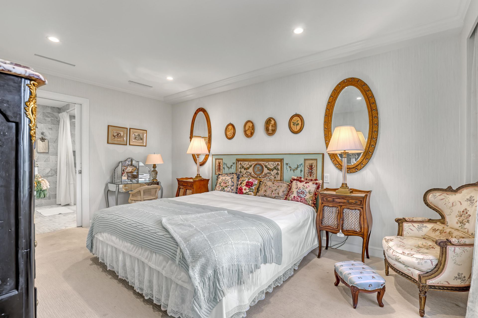 44 Cocoanut Row, Unit 302 B, Palm Beach, FL 33480 Photo