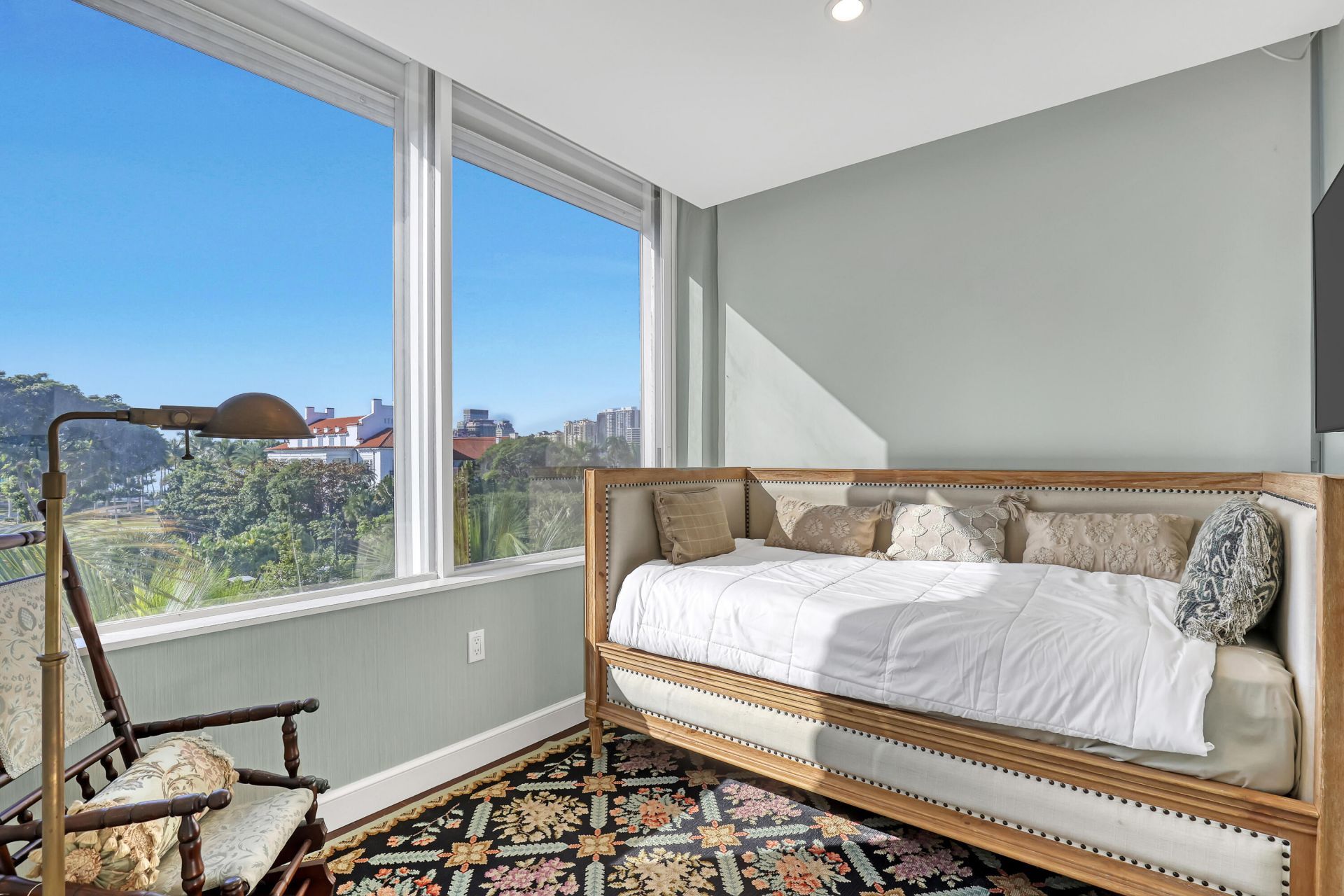 44 Cocoanut Row, Unit 302 B, Palm Beach, FL 33480 Photo