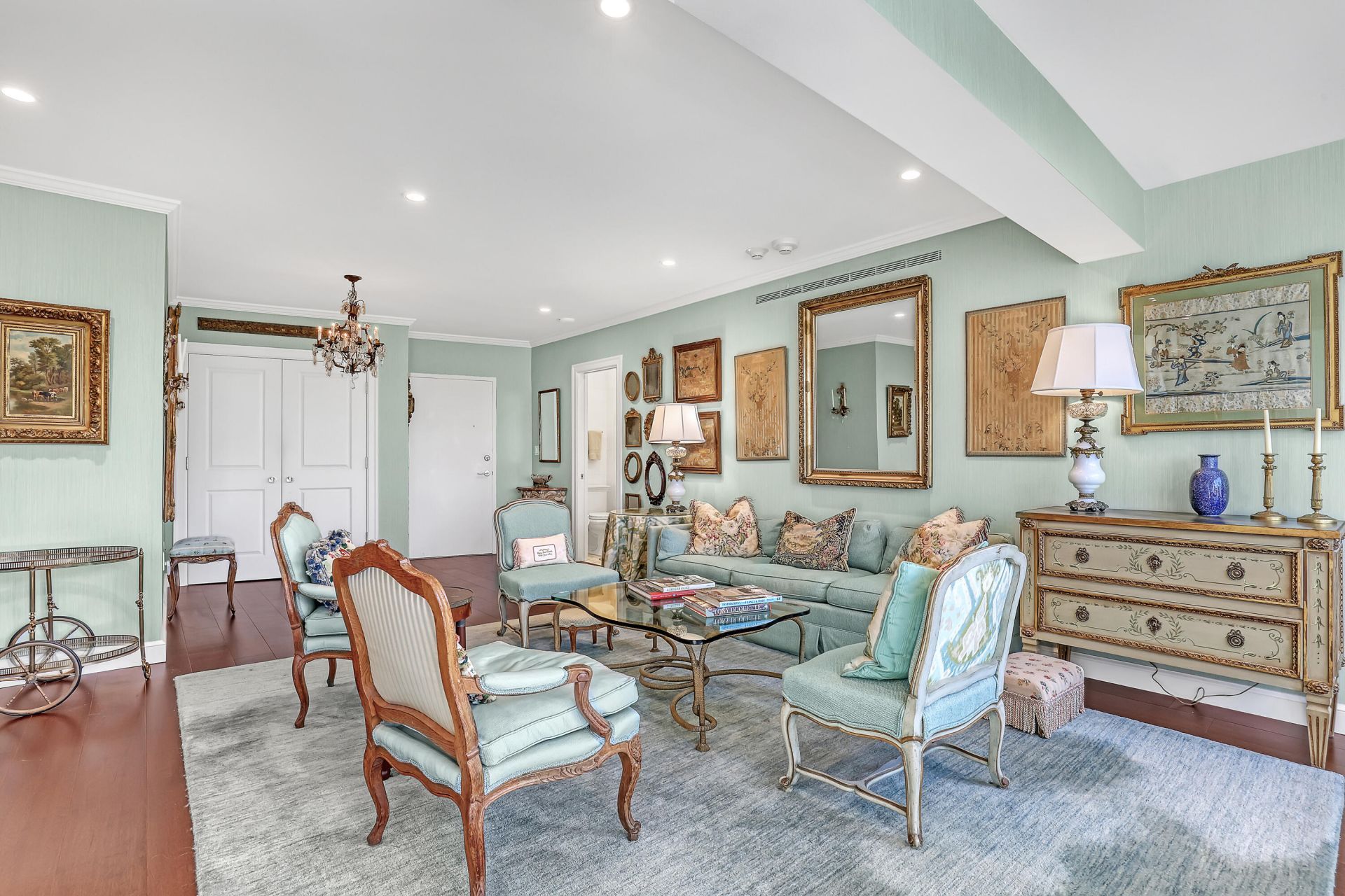 44 Cocoanut Row, Unit 302 B, Palm Beach, FL 33480 Photo