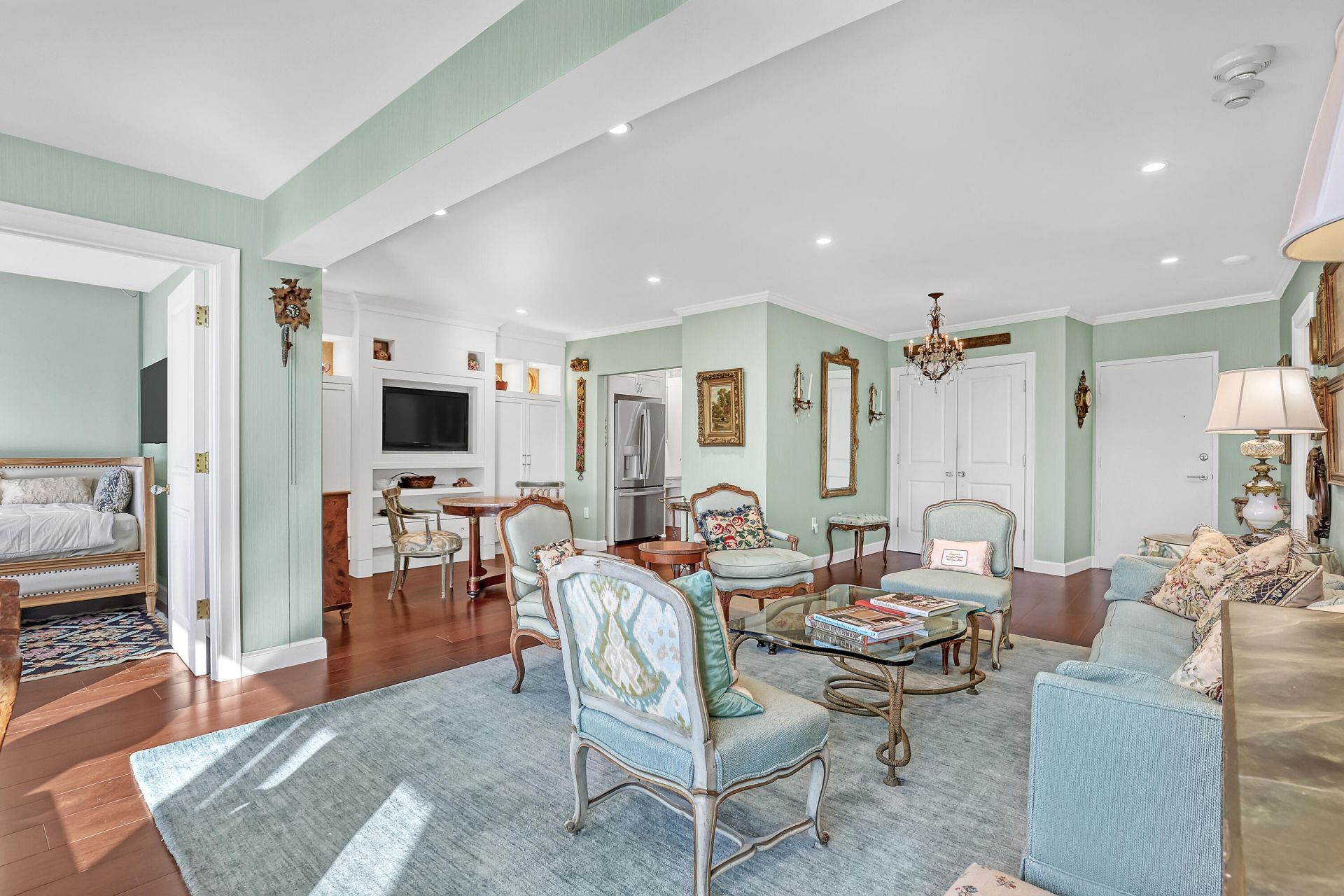 44 Cocoanut Row, Unit 302 B, Palm Beach, FL 33480 Photo