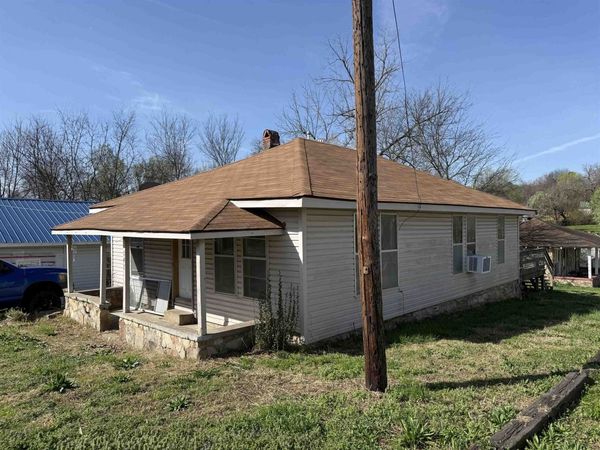 60 S. Lunen Street, Melbourne, AR 72556