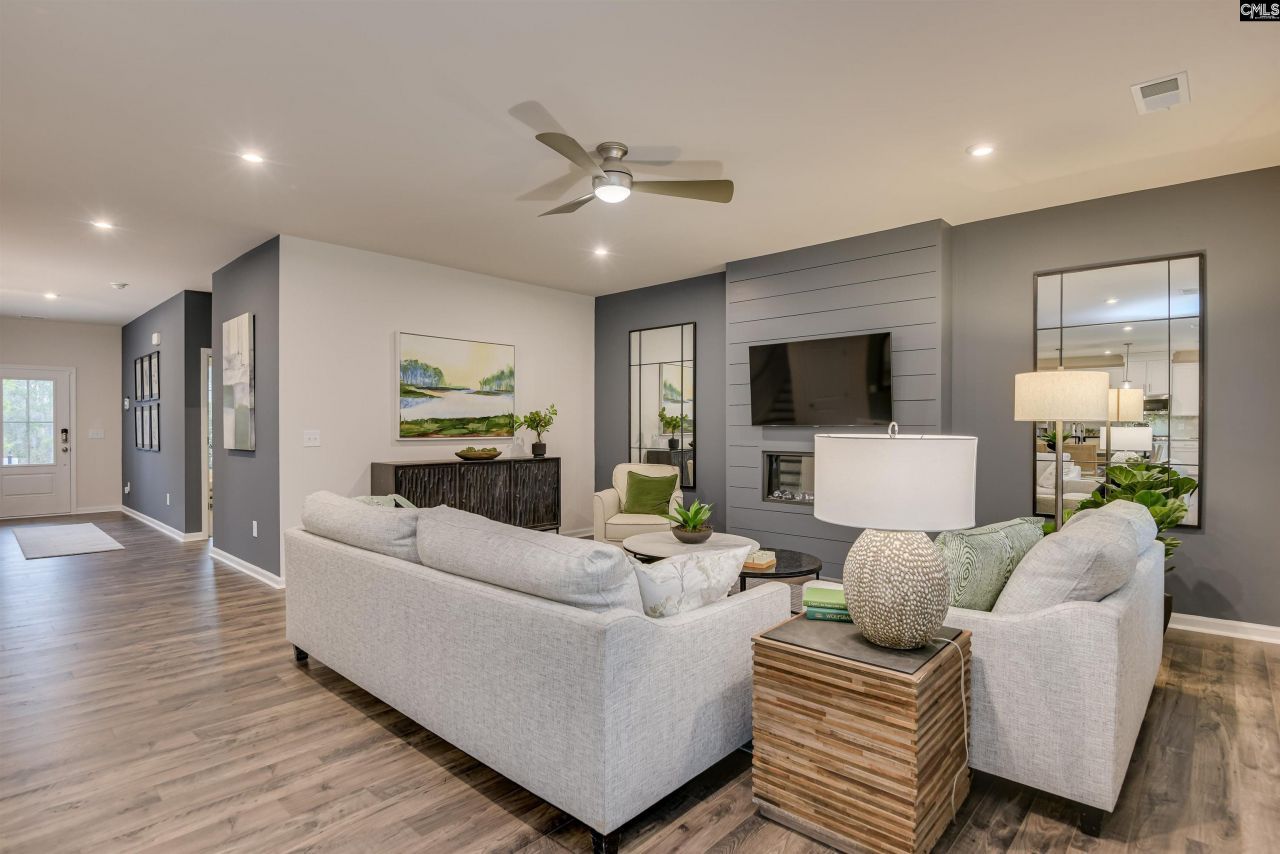 306 Ursus Drive Photo 8